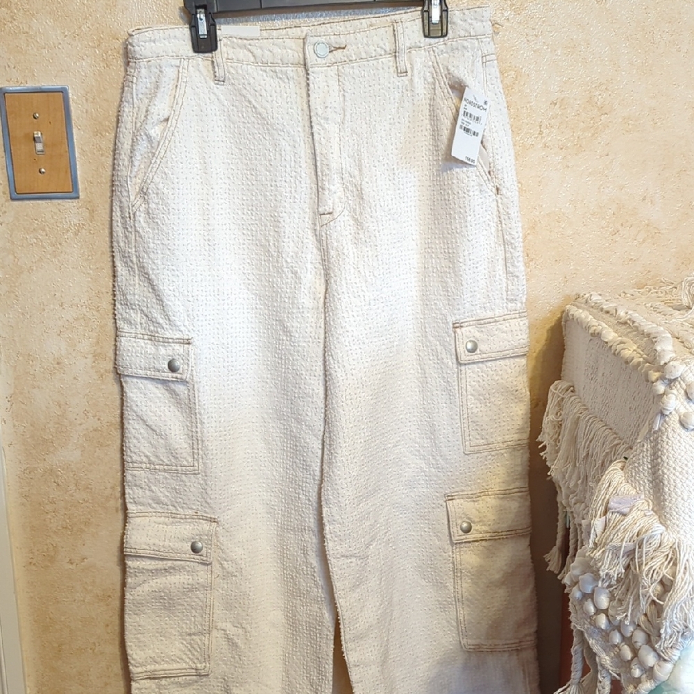 Blank NYC NWT Wide/Barrel Leg Jeans 10/30